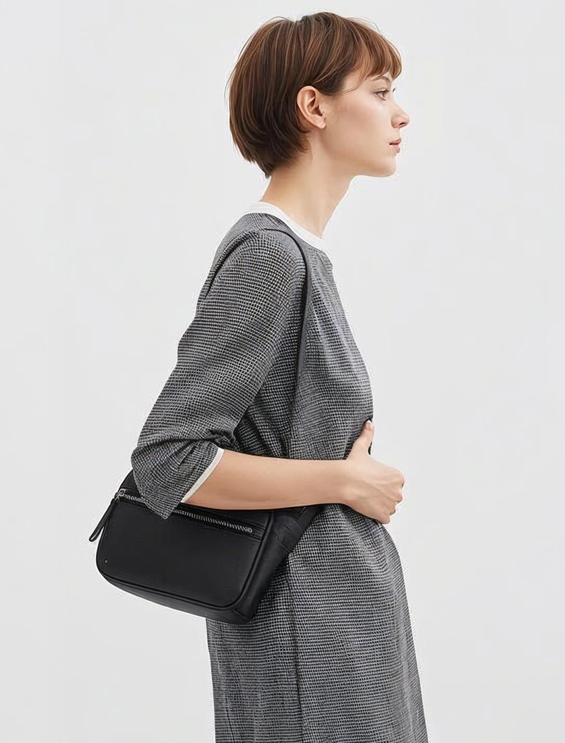 รับผลิตกระเป๋าหนัง คาดอกr