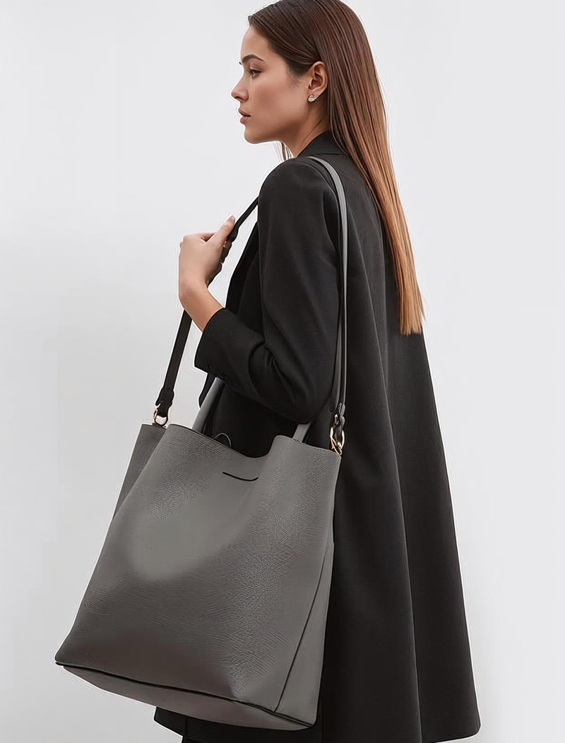 รับผลิตกระเป๋าหนัง bucket bag ดีไซน์โมเดิร์น