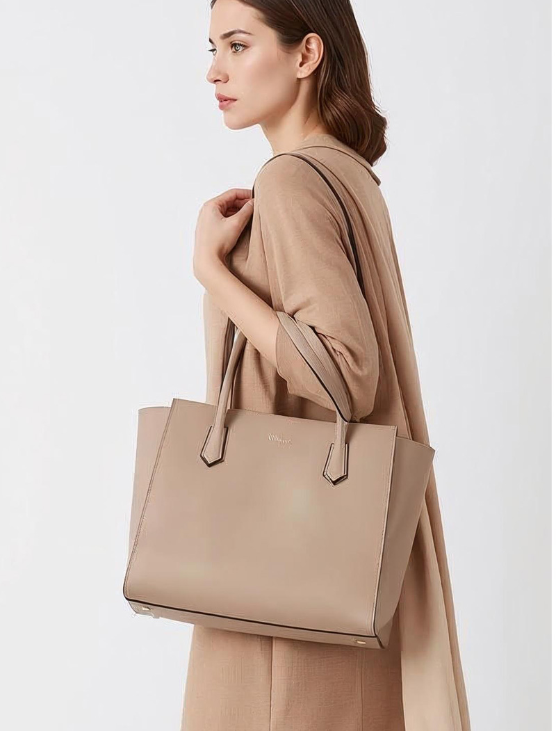 รับผลิตกระเป๋าหนัง HandBag ดีไซน์โมเดิร์น