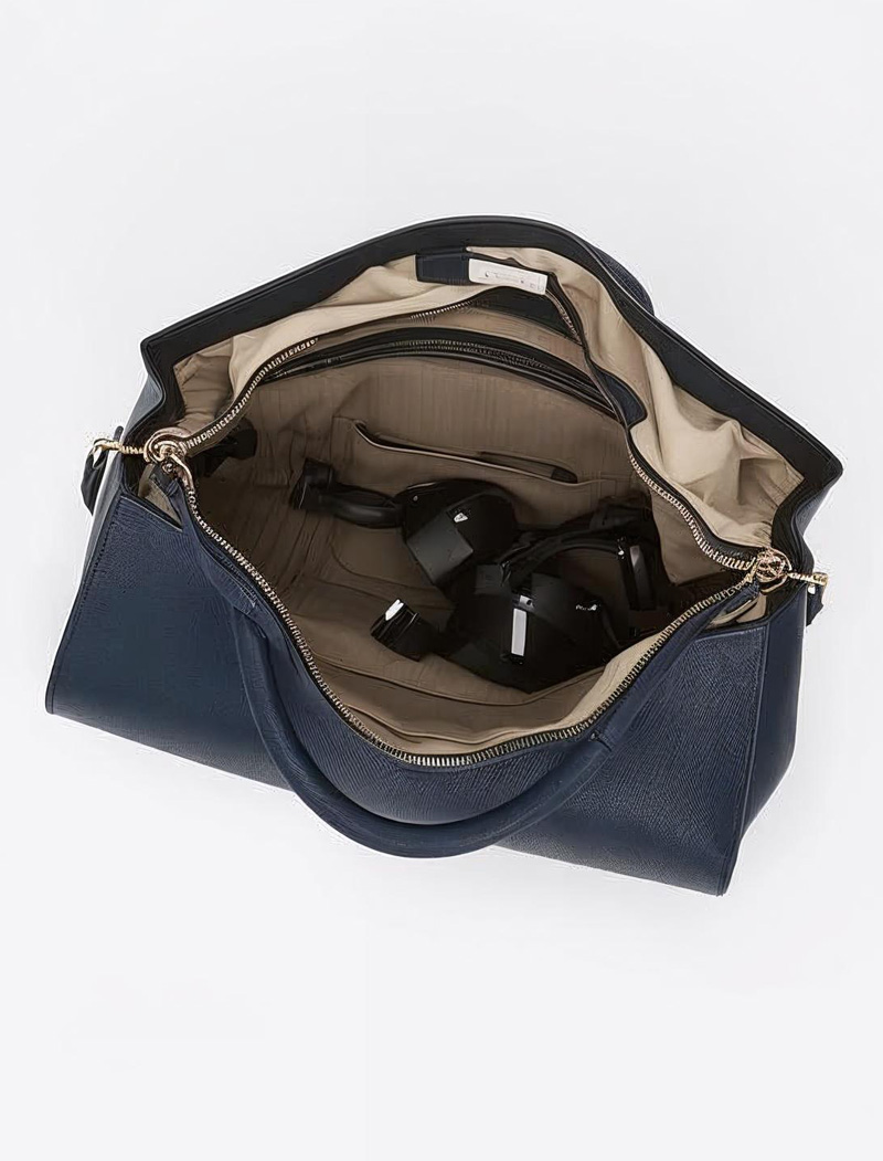 รับผลิตกระเป๋าหนัง Shoulder Bag ดีไซน์โมเดิร์น